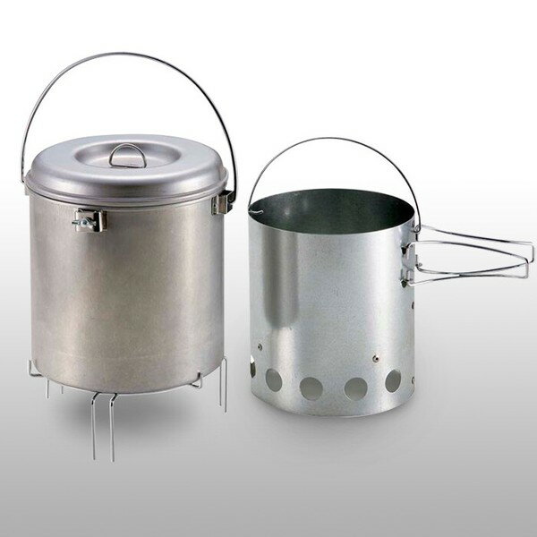 手間いらずで炭火が起こせる火起こし器と火消壺のセット。大型なので、長めの炭や大人数バーベキューでも手際よく炭火を起こせます。蓋を押さえる金具が火起こし器スタンドにもなり、地面上で継ぎ足し用の炭の準備もできます。火消壺に炭を入れ蓋をしたら、酸欠により自然消火します。自然消火した炭は火消壺に入れたまま保管でき、次回火付きの良い炭として再利用できます。火消し壺の中に火起こし器を収納できるのでコンパクトに保管できます。商品詳細サイズサイズ：(約)火消しつぼ：215×200×高さ290mm（本体：外径210×高さ225mm）火起し器：外径180×高さ200mm重量（約）：1.7kg材質■素材・成分：材質：火消しつぼ本体・ふた：アルスター鋼板火起し器：亜鉛めっき鋼板スタンド・ハンドル・つまみ：鉄（クロムめっき）送料について■送料送料無料。沖縄・離島を含む(一部配送不可地域)のご注文は配達不可のためキャンセルさせて頂きます。