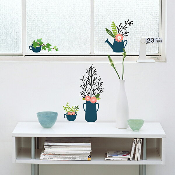 ■この商品のご紹介■ シートサイズ：A4（210mm×297cm）のシールタイプウォールステッカーです。 一般的なシールタイプのウォールステッカーの多くはデザインの周りに透明のフチがあり、貼った時にフチが目立ったり、反射してテカテカしたりし...