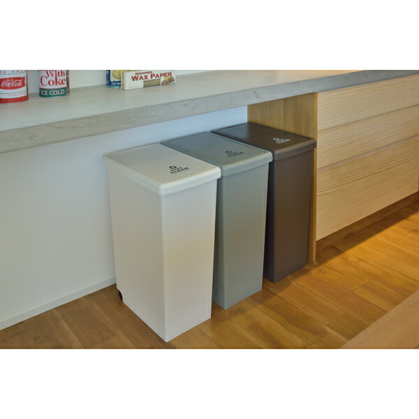 送料無料 ダストボックス 45L キャスター付き フタ付き ふた付き ごみ箱 ゴミ箱 トラッシュカン トラッシュボックス リビング 台所 キッチン 野外 インテリア アンティーク 北欧 レトロ モダン ブルックリン 西海岸 カントリー おしゃれ ブラウン