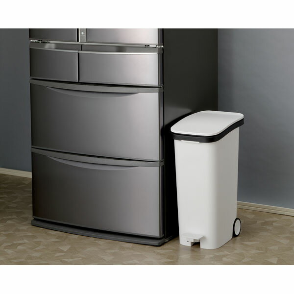 スムース ペダル ダストボックス 31L キャスター付き ふた付き フタ付き ごみ箱 ゴミ箱 トラッシュカン トラッシュボックス 大容量 リビング 台所 キッチン 野外 インテリア アンティーク 北欧 レトロ モダン ブルックリン 西海岸 おしゃれ ホワイト