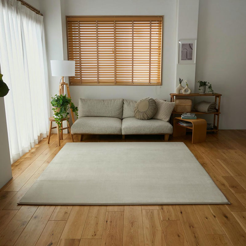 Plain - ホリデープラス 高反発18mm 190x240cm ベージュ 高反発ウレタン はっ水加工 低ホルムアルデヒド 遮音 防音 すべり止め ホットカーペットカバー シンプル 無地 リビング