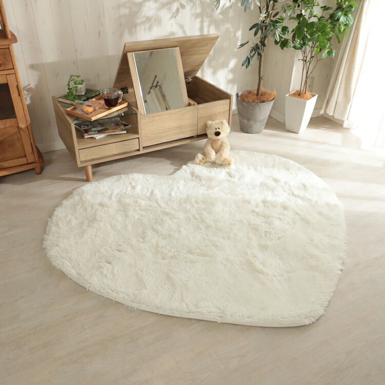 261 cm X 440 cm - 150x130cm シフォン (ハート型) IV スノー 洗える すべり止め オールシーズン ウレタン 抗菌防臭効果 おしゃれ シンプル レトロ モダン ホットカーペット 床暖房対応