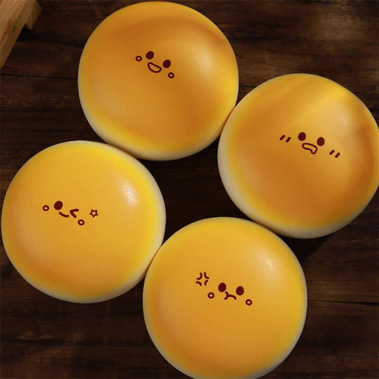 スクイーズ 4点セット 低反発 大福 パン ぷにぷに ふわふわ おもちゃ 肉球 感触 プ...