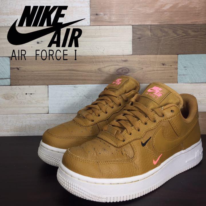 乐天商城 - ＼6月限定エントリーでP10倍／【中古】NIKE AIR FORCE 1 ’07 ESSENTIAL ナイキ ウィメンズ エアフォース1 ロー '07 エッセンシャル キャメルブラウン 23cm U07956 CT1989-700