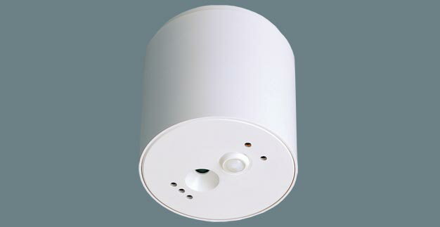 ●公共施設型番:DS2-AN、DS2-NT ●電圧:100-242V対応 ●センサ:明るさ・ひと(熱線)センサ(連続調光) ●制御安定器台数:36台以下 ●適合起動方式:PX・PY・PD・PUX・EYH・WX・LA・LR・LT・LH・LX・...