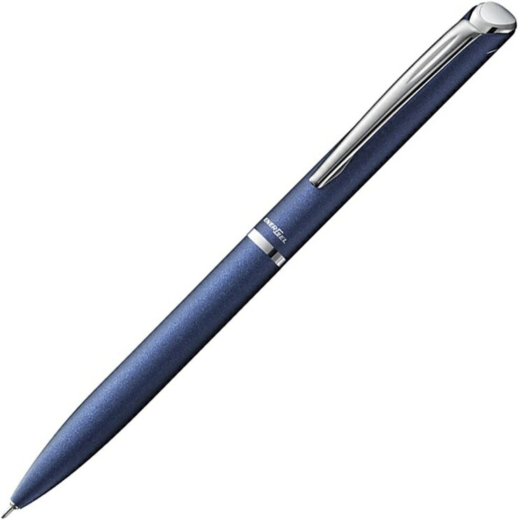 スッと書けてサッと乾くエナージェルシリーズにギフトにも利用できる高級タイプが登場。本体は光沢を抑えたマットタイプ。筆記時、本体を回転させて芯をペン先から出して使う繰り出し式機構。Philo(愛する)とGraphy(書くこと)という意味を持った、使い続けるほどに愛着がでるアイテム。ボールペンの芯径は、0.3mm、0.4mm、0.5mm、0.7mm、1.0mmと幅広く対応しているので、芯を用意すればお好みのサイズで書くことができる。(内蔵芯は、0.5mm)【機構】回転繰り出し式【軸色】ダークブルー【インク色】黒 【材質】軸:真鍮/頭冠:ABS・ニッケルクロムメッキ/クリップ:鉄・ニッケルクロムメッキ 【本体サイズ】20×15×150mm/25g