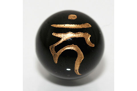 乐天商城 - 【彫刻ビーズ】オニキス 20mm (金彫り) 「梵字」カーン [1粒売り(バラ売り)] ※DM便・ネコポス不可※ 【パワーストーン 天然石 アクセサリー】