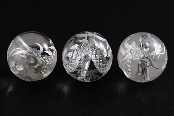 【彫刻ビーズ】水晶 10mm (白彫り) 白龍 (五爪龍) 【パワーストーン 天然石 アクセサリー】のサムネイル