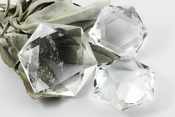 【置き石】六芒星 水晶 天然水晶 25mm DM便・ネコポス不可 [1個売り] 【パワーストーン 天然石 アクセサリー】