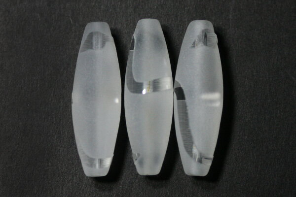 Genuine, Semi-Precious Stones - 【彫刻ビーズ】水晶 (素彫り) 「太鼓型」 3.8cm 白蛇 【パワーストーン 天然石 アクセサリー】