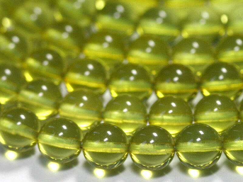 【丸ビーズ】グリーンアンバー (琥珀) (3A) 6mm (ブレスレット約1本分) 【パワーストーン 天然石 アクセサリー 半連売り】
