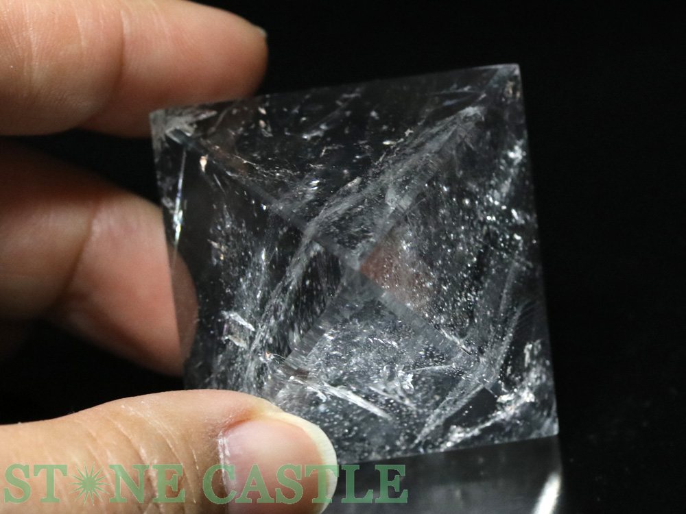 ☆一点物☆【置き石】ピラミッド型 レインボー水晶 約40mm No.31【パワーストーン 天...