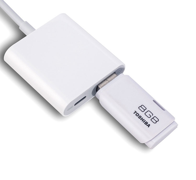 クーポン+P2倍!レビュー特典中★ Apple Lightning USB 3 カメラ アダプター　並行輸入品