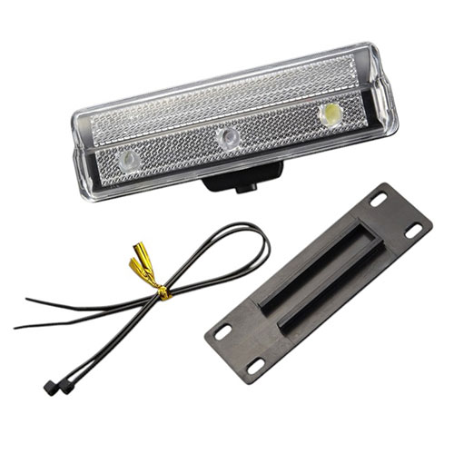 ヤザワコーポレーション 前かご用3LEDサイクルライト(BL4206) 取り寄せ商品