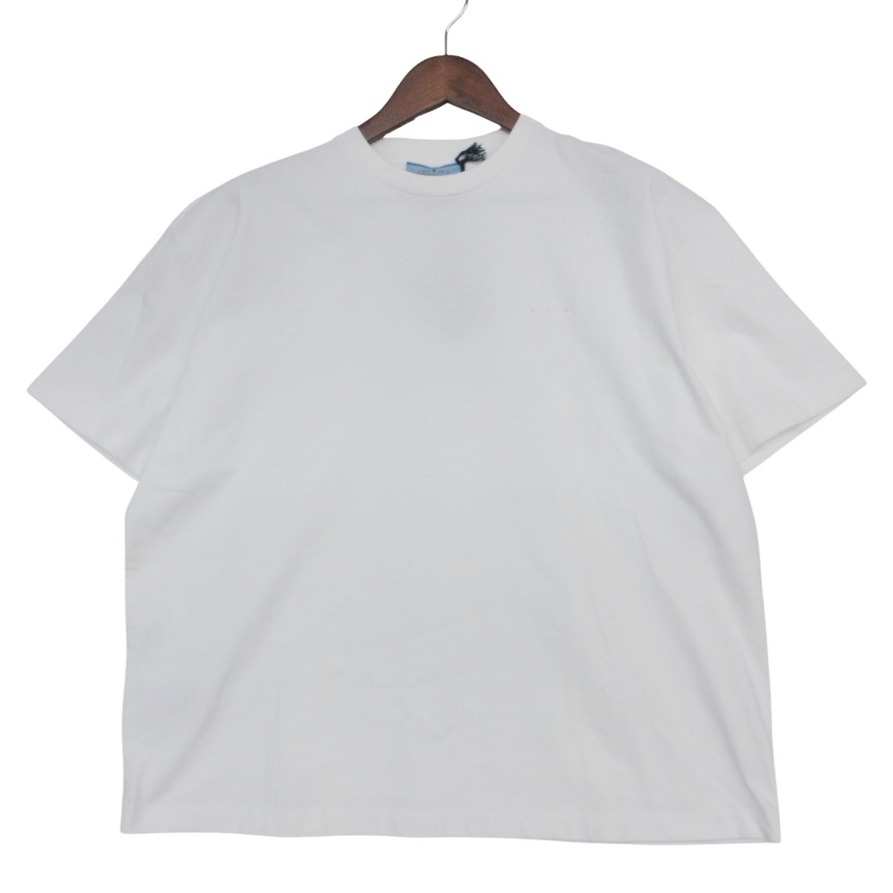 美品✨プラダ　PRADA 　コットンＴシャツ　ホワイト おしゃれ通が指名買い！プラダの白Tシャツはどこが優れているのか