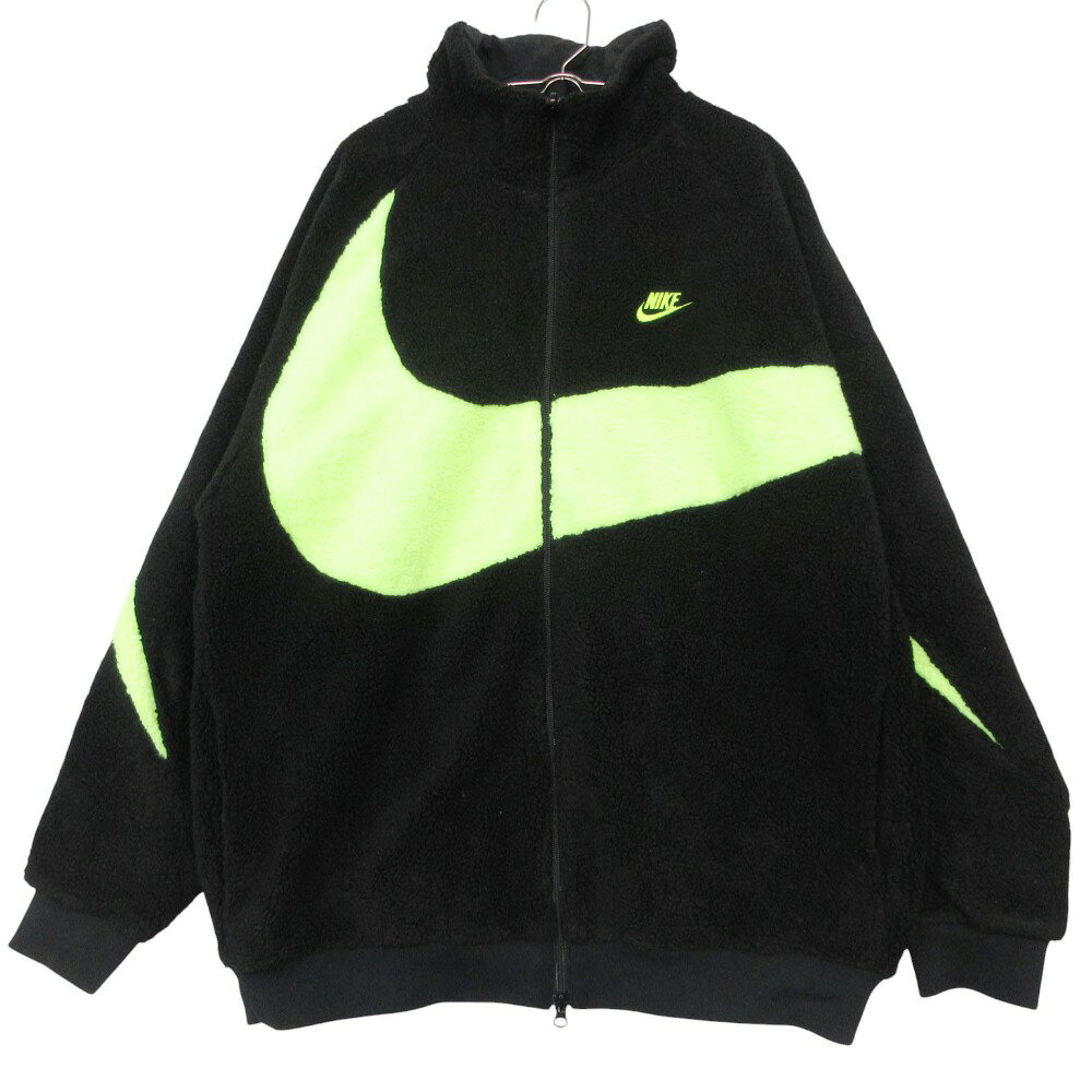 商品名 NIKE ナイキ ブルゾン VM SWOOSH FULL ZIP JACKET リバーシブル スウッシュロゴ フリースジャケット ブラック【XXL】 メンズ 【中古】 表記サイズ （XXL） 実寸サイズ 【着丈】約75cm 【身幅】約65cm 【裄丈】約96cm 素材 【画像参照】 色 ブラック ※照明や撮影環境、お使いのモニター設定状況により 実物とお色が違って見える場合がございます。 予めご了承下さい。 状態ランク A 状態説明 ・全体：擦れ毛のつぶれ 使用感が少なく、かなり状態の良い商品です。※あくまでも中古品ですので掲載写真や記載内容をご確認いただき、ご理解の上ご購入ください。中古品を扱っているため、元の商品のデザインや形状が全て把握できかねますので、予めご了承下さい。 付属品 付属品なし。 状態ランクについて 注意事項 ・弊社の取り扱っているすべてのお品物は顧客様からの買取・ブランド品専門の古物市場で弊社が正規品と判断したお品物になります。 ・弊社では仕入れ後の検品でも再度商品一点一点の真贋を確認し、正規品と判断したお品物ののみを取り扱っております。 ・それでも万が一、お客様が購入後に偽物と判断された場合はその理由と根拠をご提示いただければ商品代金と送料を全額ご返金致しますので安心してご購入下さい。 ・付属品は写真に写っているものが全てになります。画像は実物を撮影していますのでご安心ください。 ・商品画像はできる限り現品を再現するように心がけておりますが、ご利用のモニターにより実物と多少異なる場合がございます。 ・他サイトにて販売している商品です。多少のお時間差にて欠品になることもございます。予めご了承頂ますようお願い致します。 ・古着に関して、商品チェックは行っておりますが、記載以外に細かい汚れやダメージ等がある場合もございます。特に中古衣類は見る方によって状態の価値観が異なりますので、トラブルを避けるため、神経質な方や完璧な商品を求められる方はご注文をお控えくださいますようお願い申し上げます。 ・本商品は商品登録後、畳んだ状態で袋に入れて保管しています。 ・保管期間によってはシワや型崩れが発生する可能性がございますので、ご了承ください。 ・弊社及び提携先の倉庫の営業日は平日のみになります。 ・土日祝についてはご質問やご相談を頂いても対応できない場合がございますので、ご了承ください。 発送について ・ストア休業日の注文は翌1〜2営業日に発送。 商品についての質問 ・こちらの商品は倉庫にて保管しております。ご質問を頂いた際、お時間をいただく場合がございますのでご了承ください。