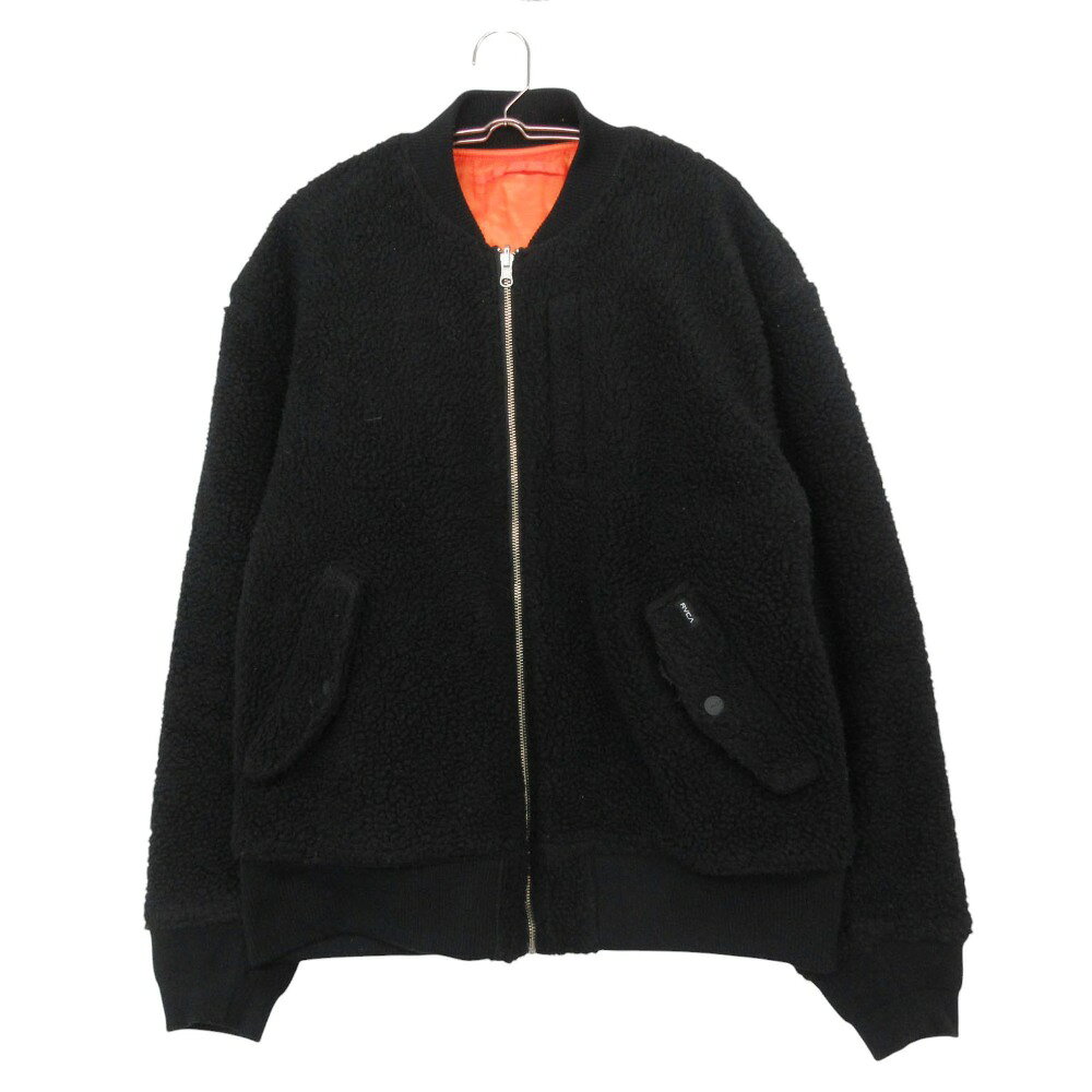 商品名 ブルゾン ボア ジャケット リバーシブル BA042-765 アウター ブラック S メンズ 【中古】 表記サイズ S 実寸サイズ 【肩幅】約54cm 【着丈】約68cm 【身幅】約61cm 【袖丈】約60cm 素材 【画像参照】 色 ブラック ※照明や撮影環境、お使いのモニター設定状況により 実物とお色が違って見える場合がございます。 予めご了承下さい。 状態ランク B 状態説明 ・全体：リブ部分に毛玉あり 上記記載のダメージ等があります。※全体的に中古品としての使用感と上記のようなダメージがありますが、通常使用には支障のない商品です。掲載写真や記載内容をご確認いただき、ご理解の上ご購入ください。中古品を扱っているため、元の商品のデザインや形状が全て把握できかねますので、予めご了承下さい。 付属品 付属品なし。 状態ランクについて 注意事項 ・弊社の取り扱っているすべてのお品物は顧客様からの買取・ブランド品専門の古物市場で弊社が正規品と判断したお品物になります。 ・弊社では仕入れ後の検品でも再度商品一点一点の真贋を確認し、正規品と判断したお品物ののみを取り扱っております。 ・それでも万が一、お客様が購入後に偽物と判断された場合はその理由と根拠をご提示いただければ商品代金と送料を全額ご返金致しますので安心してご購入下さい。 ・付属品は写真に写っているものが全てになります。画像は実物を撮影していますのでご安心ください。 ・商品画像はできる限り現品を再現するように心がけておりますが、ご利用のモニターにより実物と多少異なる場合がございます。 ・他サイトにて販売している商品です。多少のお時間差にて欠品になることもございます。予めご了承頂ますようお願い致します。 ・古着に関して、商品チェックは行っておりますが、記載以外に細かい汚れやダメージ等がある場合もございます。特に中古衣類は見る方によって状態の価値観が異なりますので、トラブルを避けるため、神経質な方や完璧な商品を求められる方はご注文をお控えくださいますようお願い申し上げます。 ・本商品は商品登録後、畳んだ状態で袋に入れて保管しています。 ・保管期間によってはシワや型崩れが発生する可能性がございますので、ご了承ください。 ・弊社及び提携先の倉庫の営業日は平日のみになります。 ・土日祝についてはご質問やご相談を頂いても対応できない場合がございますので、ご了承ください。 発送について ・ストア休業日の注文は翌1〜2営業日に発送。 商品についての質問 ・こちらの商品は倉庫にて保管しております。ご質問を頂いた際、お時間をいただく場合がございますのでご了承ください。