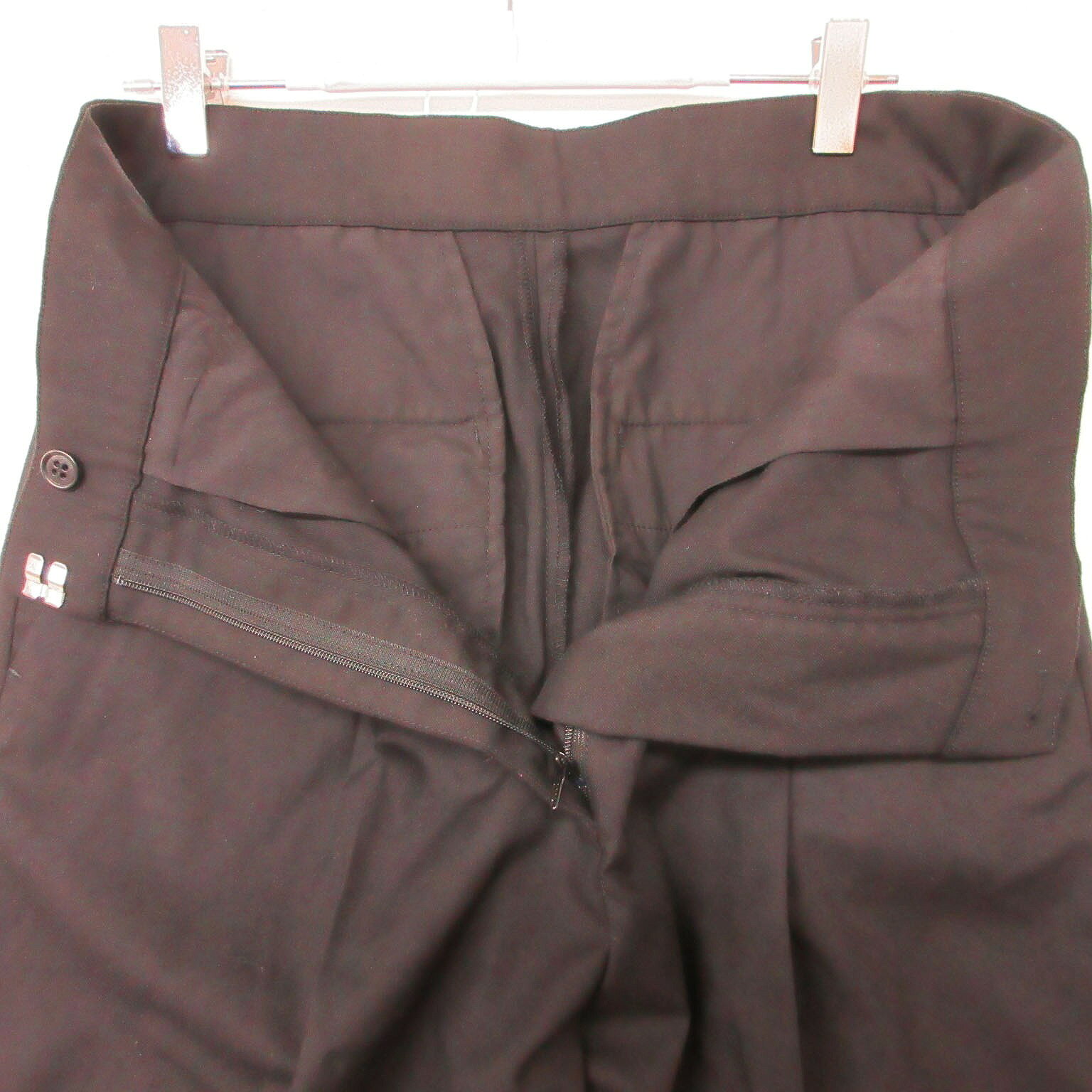 Mira Owen ミラオーウェン パンツ タック ボタンデザイン ブラック 0【S】 レディース 【中古】 comradebarge-10018613 コムレイドバージ楽天市場店 サンプル画像3