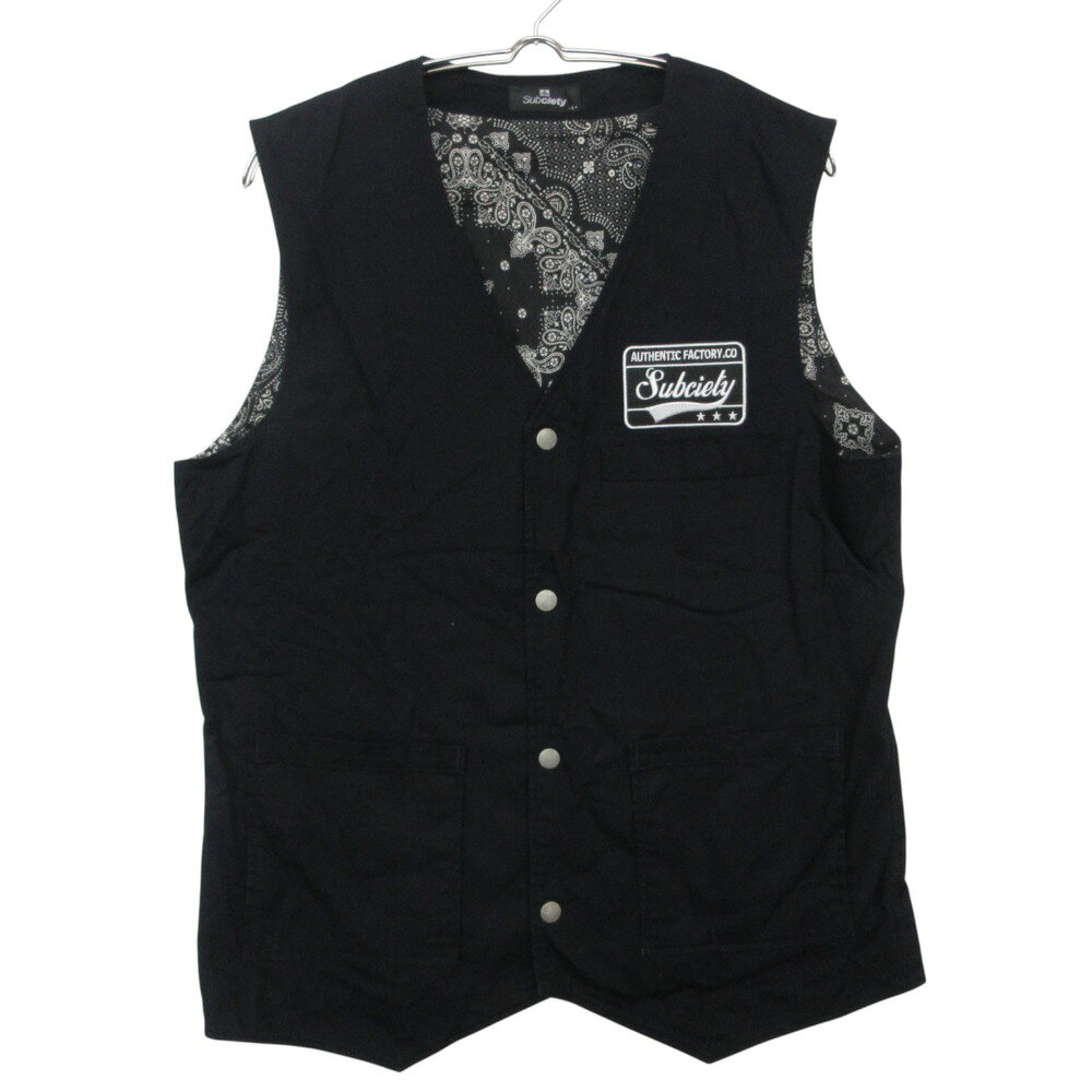 商品名 Subciety サブサエティ ベスト 裏ペイズリー柄 コットン100％ ブラック L メンズ 【中古】 Subciety Best Reverse Paisley Pattern, 100% Cotton black L MENS 【Used item】 表記サイズ L 実寸サイズ 【肩幅】約40cm 【着丈】約67cm 【身幅】約52cm 素材 【画像参照】 色 ブラック 注：照明や撮影環境、お使いのモニター設定状況により 実物とお色が違って見える場合がございます。 予めご了承下さい。 状態ランク A 状態説明 ■外側■ ・背面：小さな汚れ ・全体：ボタンくすみあり。 使用感が少なく、かなり状態の良い商品です。※あくまでも中古品ですので掲載写真や記載内容をご確認いただき、ご理解の上ご購入ください。中古品を扱っているため、元の商品のデザインや形状が全て把握できかねますので、予めご了承下さい。 付属品 付属品なし。 状態ランクについて 注意事項 ・弊社の取り扱っているすべてのお品物は顧客様からの買取・ブランド品専門の古物市場で弊社が正規品と判断したお品物になります。 ・弊社では仕入れ後の検品でも再度商品一点一点の真贋を確認し、正規品と判断したお品物ののみを取り扱っております。 ・それでも万が一、お客様が購入後に偽物と判断された場合はその理由と根拠をご提示いただければ商品代金と送料を全額ご返金致しますので安心してご購入下さい。 ・付属品は写真に写っているものが全てになります。画像は実物を撮影していますのでご安心ください。 ・商品画像はできる限り現品を再現するように心がけておりますが、ご利用のモニターにより実物と多少異なる場合がございます。 ・他サイトにて販売している商品です。多少のお時間差にて欠品になることもございます。予めご了承頂ますようお願い致します。 ・古着に関して、商品チェックは行っておりますが、記載以外に細かい汚れやダメージ等がある場合もございます。特に中古衣類は見る方によって状態の価値観が異なりますので、トラブルを避けるため、神経質な方や完璧な商品を求められる方はご注文をお控えくださいますようお願い申し上げます。 ・本商品は商品登録後、畳んだ状態で袋に入れて保管しています。 ・保管期間によってはシワや型崩れが発生する可能性がございますので、ご了承ください。 ・弊社及び提携先の倉庫の営業日は平日のみになります。 ・土日祝についてはご質問やご相談を頂いても対応できない場合がございますので、ご了承ください。 発送について ・ストア休業日の注文は翌1〜2営業日に発送。 商品についての質問 ・こちらの商品は倉庫にて保管しております。ご質問を頂いた際、お時間をいただく場合がございますのでご了承ください。