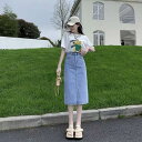 スカート タイトスカート デニムスカート 膝丈 ひざ丈 膝下 スリム タイト 細身 ストレート 大人可愛い きれいめ カジュアル 大人 おしゃれ お洒落 大人可愛い 大人女子 こなれ感 クール モダン 抜け感 美容師 メイクアップアーティスト ネイリスト アパレルスタッフ
