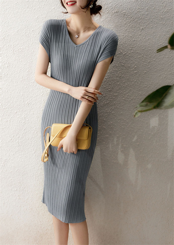 ワンピース 夏 レディース プリーツワンピース 半袖 ノースリーブ タイトワンピース Vネック サマーニット ワンピース 着痩せ 着回し きれいめ カジュアル 薄手 楽ちん ゆったり カジュアル 旅行 海 ビーチ リゾート