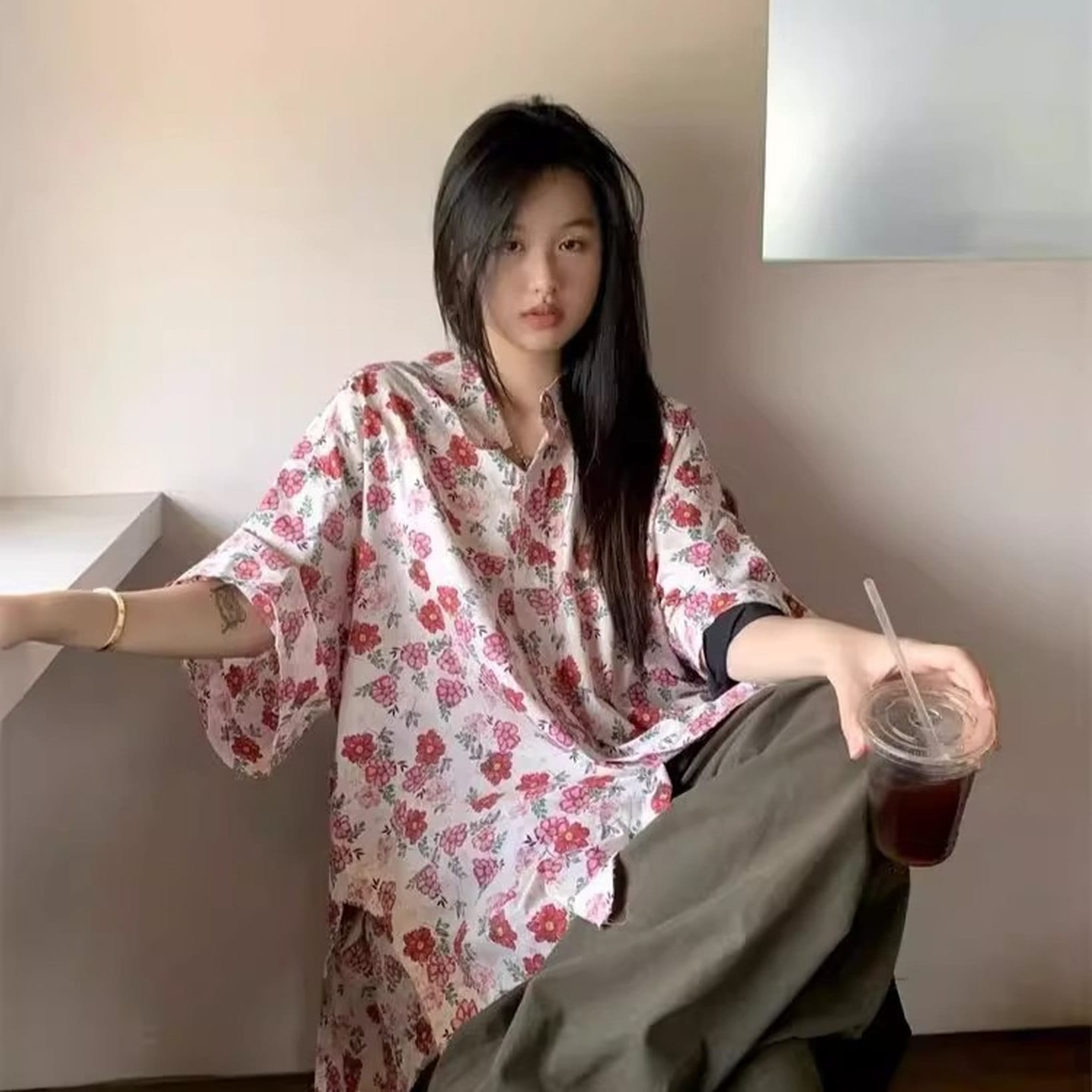 ブラウス レディース 長袖 小花柄 シャツ レトロ フレンチ スタイル ゆったり トップス 春 秋 花柄 カジュアル おしゃれ 可愛い リゾート Vネック 襟付き ホワイト レッド チュニック 総柄 comsys-r-10002233 Nartooston パッケージ画像