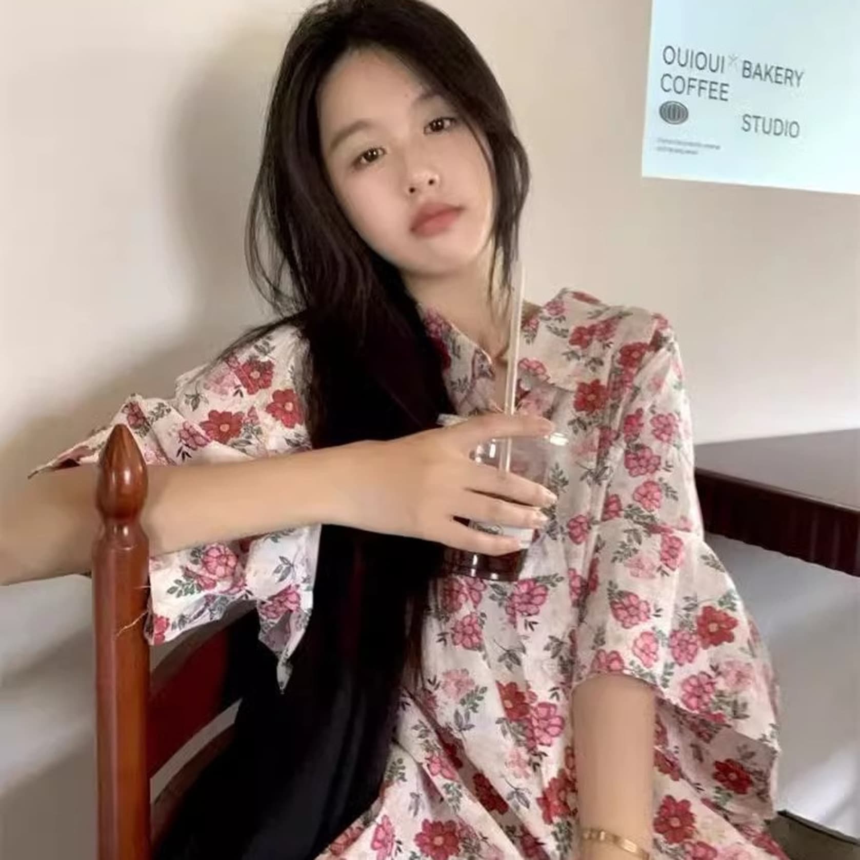 ブラウス レディース 長袖 小花柄 シャツ レトロ フレンチ スタイル ゆったり トップス 春 秋 花柄 カジュアル おしゃれ 可愛い リゾート Vネック 襟付き ホワイト レッド チュニック 総柄 comsys-r-10002233 Nartooston サンプル画像3
