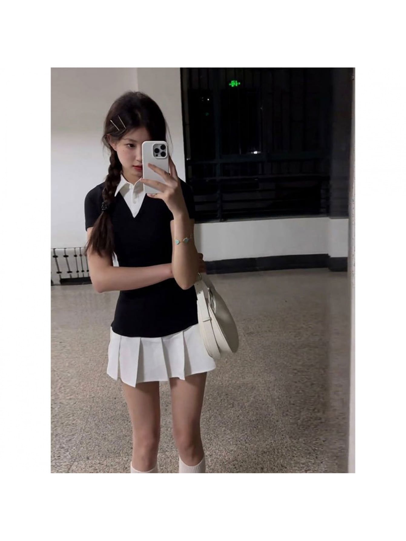 Rakuten - ポロワンピース レディース 半袖 ミニ丈 重ね着風 レイヤード風 ワンピース 襟付き プリーツ Aライン 韓国 春 夏 カジュアル きれいめ 可愛い 黒 白 バイカラー 着痩せ 細見え 体型カバー 脚長 美脚 二の腕カバー 10代 20代 30代 通学