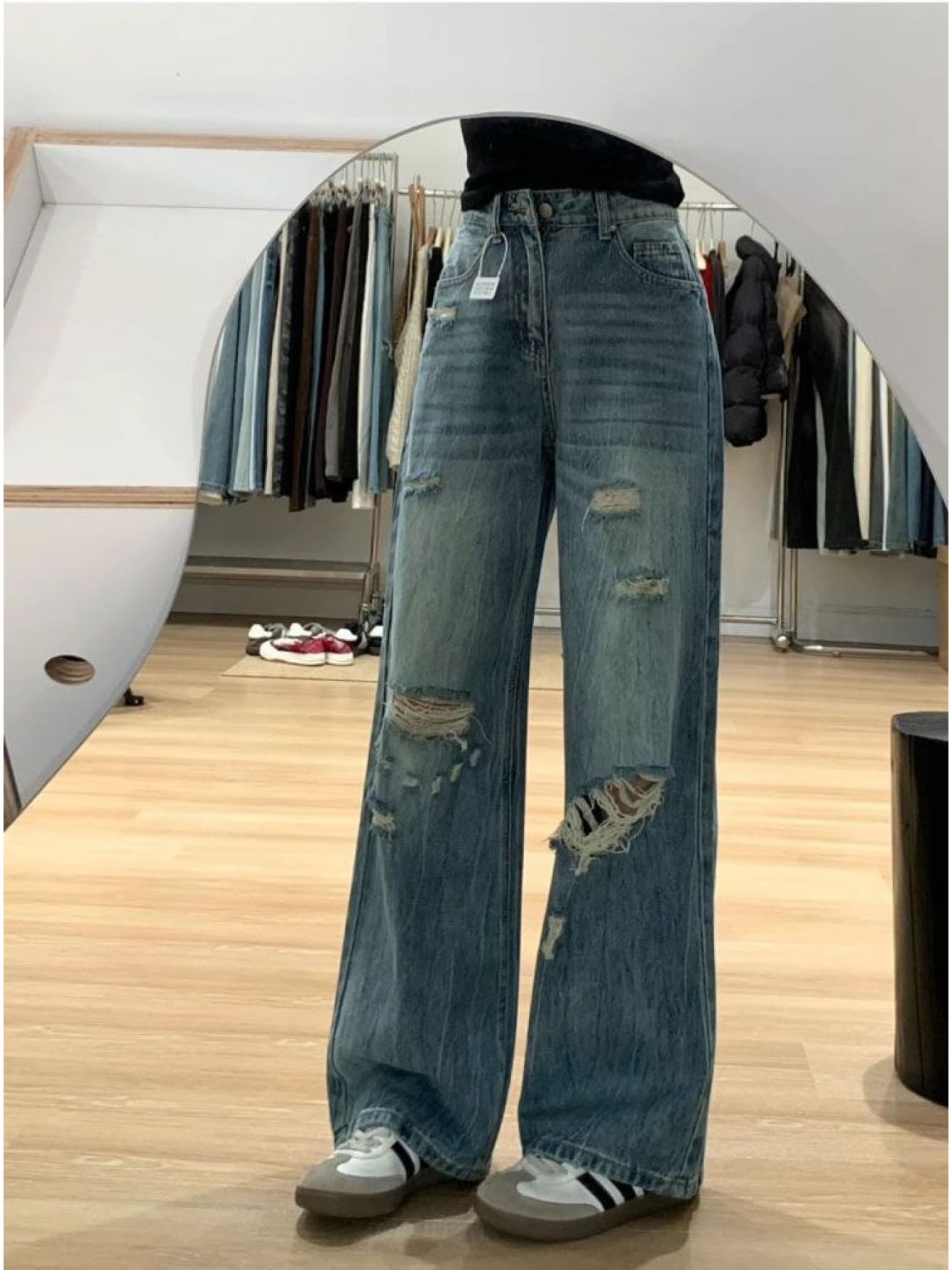 ◆◇◆サイズ詳細◆◇◆[XL] ウエスト:78 / ヒップ:107 / パンツ丈:101 / 股下:63 　　　◆◇◆注意事項◆◇◆ご覧のモニターの環境、撮影環境により実物と色味が異なって見える場合がございます。湿った状態で他のものと擦り合わせると色が移る恐れがあります。濃色品の洗濯時は、白色、淡色と分けて洗ってください。サイズ[XL] ウエスト:78 / ヒップ:107 / パンツ丈:101 / 股下:63