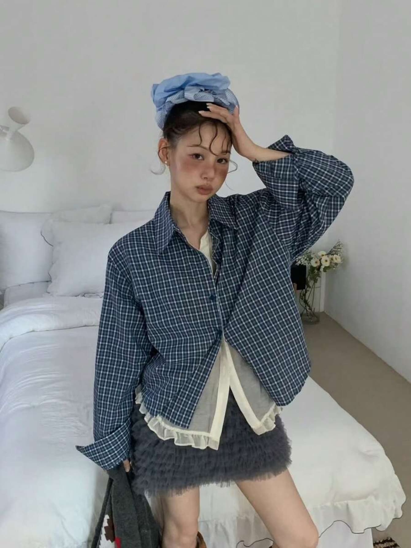Rakuten - 【重ね着風】 チェックシャツ ブラウス レディース 長袖 フェイクレイヤード トップス チェック柄 裾フリル 切り替え 配色 襟付き 異素材 チュニック 体型カバー 着痩せ 二の腕カバー ゆったり 楽ちん 大人可愛い きれいめ カジュアル レトロ 韓国ファッション 秋 冬