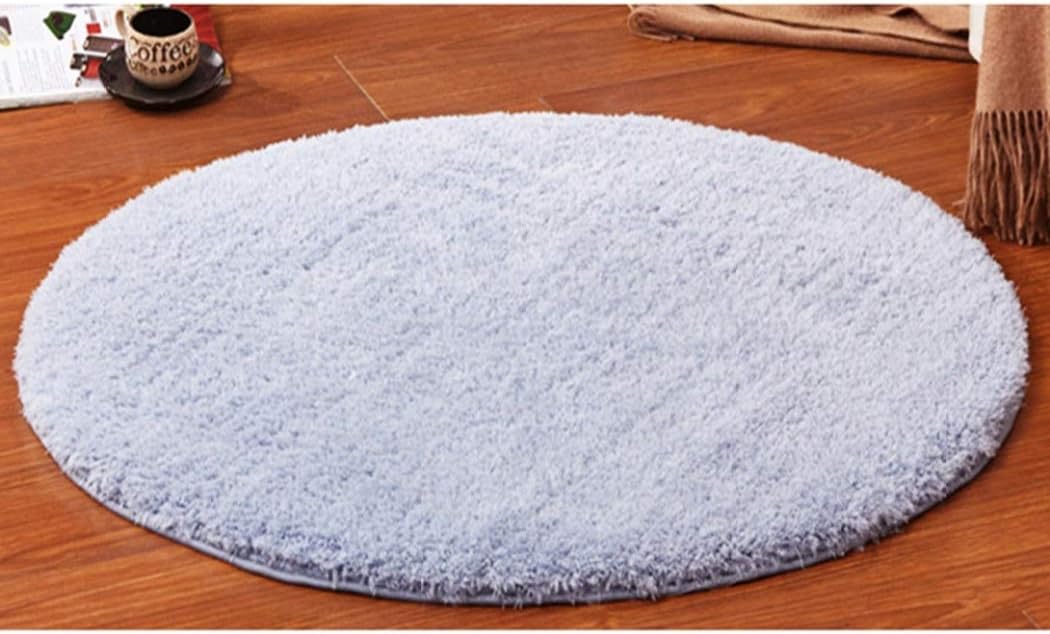 　　　 ◆◇◆売れている秘密◆◇◆ ?【仕様】：サイズ：80cm 100cm 110cm 120cm 130cm 140cm 160cm 200cm　 機能：防音〜防ダニ〜抗菌〜消臭　洗える、高品質の材料、抗菌防臭、滑り止め付き、手洗い エントランスマット 玄関マット ?【一年中快適】極細繊維で作られた、ふわふわ柔らかな肌触り。夏用の冷房対策、冬は床暖房?ホットカーペット対応。ふかふかラグが防音効果も発揮します ?【滑り止め】滑り止めが裏に施されているため、絶対に動かない。さわり心地も最高。軽いですが滑る事もありません。走り回る小さなお子様やペットがいるご家庭にも安心です。また、裏一面に不織布を使用し、フローリングなど傷付けにくくしました。 ?【適用範囲が広い】：和室や客間、リビング、ベッドの辺、ダイニングなどの人が集まる空間や、寝室、書斎、プライベートルームといった落ち着きを演出する空間などにもぴったりです。 ?【洗える】こちらの品は軽くて洗濯しても、すぐに乾きます。軽いので、折り畳み可能、洗えるや収納も気軽にできます。手洗いまたは洗濯機で洗えます。お洗濯用ネットの使用をおすすめします。折りたためるので収納にも便利と思います。折り畳み再使用しても折畳む痕が残らないです。 　　　◆◇◆注意事項◆◇◆ご覧のモニターの環境、撮影環境により実物と色味が異なって見える場合がございます。湿った状態で他のものと擦り合わせると色が移る恐れがあります。濃色品の洗濯時は、白色、淡色と分けて洗ってください。説明 ■【商品説明】 サイズ：80cm 100cm 110cm 120cm 130cm 140cm 160cm 200cm カラー：パープル レッド グリーン ローズレッド ブルー オレンジ ホワイト グレー ピンク カーキ ワインレッド イエロー ブラック 機能：防音、抗菌消臭、防ダニ、滑り止め加工、一年中快適。 〈1〉素足が喜ぶフカフカな足触り? 素足が気持ちいいので一日の疲れを癒してくれそう? 優しくふんわりとした触り心地です。毎日使う玄関だからこそちょっと贅沢なマットにしてみませんか？ 〈2〉シンプルだからコーディネートしやすい シンプルなのでどんなテイストにもあわせやすいです? シンプルながら高級感もあるシャギーマットなので敷くだけで 玄関を明るい空間にしてくれそうです。 〈3〉裏地にはノンスリップ加工つき 裏地に滑り止め加工が施されています。 マットがずれにくく、小さなお子様のいるご家庭は安心して使用していただけます。 〈4〉【特色】 抜群の泥落とし性能、泥落としマット、滑り止め、泥落とし、除塵お。手入れ簡単で、汚れたらいつでも清潔に保てます。 〈5〉いつも清潔！ 手洗いOKのウォッシャブル 直接お肌と接触する事の多いラグやマット。でも、常に足もとに敷いてあるので、汚れやすくホコリもたまりがち。なので、いつも清潔にお使い頂けるようウォッシャブルにしました！バス?キッチンマット等でお馴染みのマイクロファイバー素材だから乾きも良く、お洗濯から敷き直しての使用までがスムーズです！ ■【大満足】疲れて帰ったときも「おつかれさま！」と、言っているかの様にやさしく受け止めてくれる。そんなふんわりやさしい手触りの玄関マットです。 玄関に置くと足が喜ぶ！そんなふわふわ肉厚なマットは、朝出掛けるときも、夜帰宅したときもしっかりと足を受け止めてくれます。もちろん滑り止め機能も付いていますので、玄関だけでなくいろんなシーンで活躍するマルチマットです。 ■【洗濯時のご注意】 ?洗濯機で洗う際はマット自体の傷みを軽ロ減させる為、必ず洗濯ネットに入れて下さい。 ?入浴剤の入ったお湯は使用しないで下さい。 ? 乾燥は風通しのよういところで日蔭干ししてください。乾燥機のご使用はおさけ下さい。 ?漂白剤は使用しないで下さい。 ?アイロンは使用できません。 ?ドライクリーニングはできません。 ?乾燥不十分な状態 でパイル糸を引っ張らないでください。 ?ドラム式洗濯機でのご使用は出来ません。 ※ドラム式洗濯機は少量の水でタタキ洗いや押し洗いを繰り返すことで発生する摩擦で、裏面の滑り止め加工やマット自体や毛足の傷み、破損の原因となってしまいます。タテ型の洗濯機で洗う場合もたっぷりの水量で、もしくは手洗いにて優しく洗濯し ご利用いただいております。 ※40度を超えないよう、ドラム式洗濯機のご利用はご注意ください。 ■【注意】お使いのモニターによっては、色味が異なって見える場合がございますが、ご了承くださいませ。