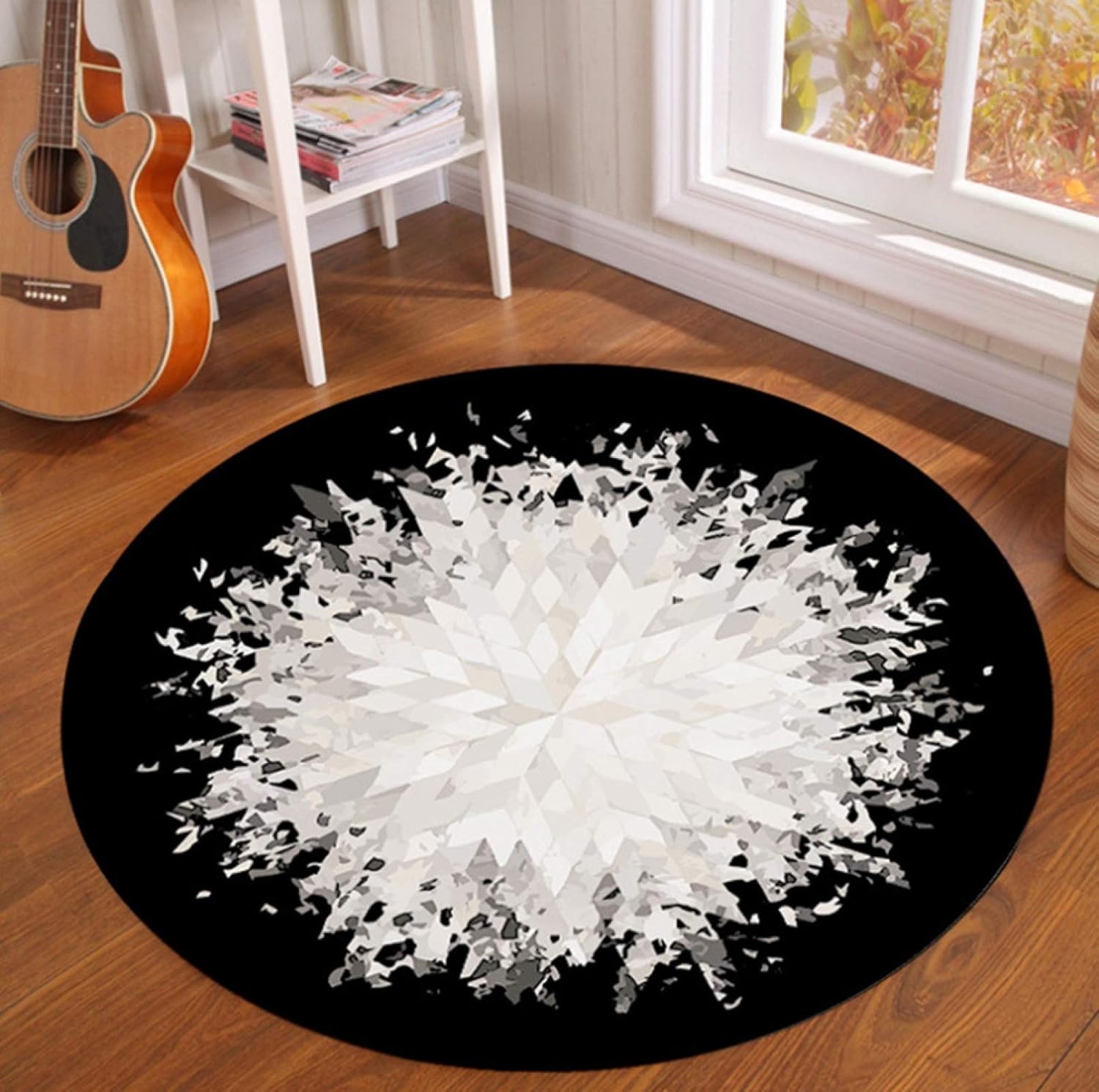 　　　 ◆◇◆売れている秘密◆◇◆ 【仕様】：サイズ：直径：60cm 80cm 100cm 120cm 140cm 160cm 180cm 200cm 機能：防音〜防ダニ〜抗菌〜消臭　洗える、高品質の材料、抗菌防臭、滑り止め付き、防音、吸水、保温、手洗い エントランスマット 玄関マット オールシーズン対応 【多用途】普通の床保護マットとして使えて、子供のごろ寝にもピッタリ合っています。 シンプルなラグなので、いろんなお部屋に合わせやすいデザインです。ラグを変えるだけでお部屋の雰囲気はぐっと違うものに変わります。 【特徴】軽量ですが、折りたたみ式で持ち運び便利です。防水だから普段のお手入れはさっと水拭きするだけでOK。 【すべり止め】裏面には滑り止め加工を施しておりますので、ラグがずれません。小さなお子様やペットがいるご家庭でもご使用になりやすくなっております。 【広い範囲に適用】和室や客間、リビング、ダイニングなどの人が集まる空間や、寝室、書斎、プライベートルームといった落ち着きを演出する空間など、どのお部屋にもぴったりです。ご自宅の装飾品として或いは友達や同僚へのプレゼントとしても非常に適しています！ 　　　◆◇◆注意事項◆◇◆ご覧のモニターの環境、撮影環境により実物と色味が異なって見える場合がございます。湿った状態で他のものと擦り合わせると色が移る恐れがあります。濃色品の洗濯時は、白色、淡色と分けて洗ってください。説明 -