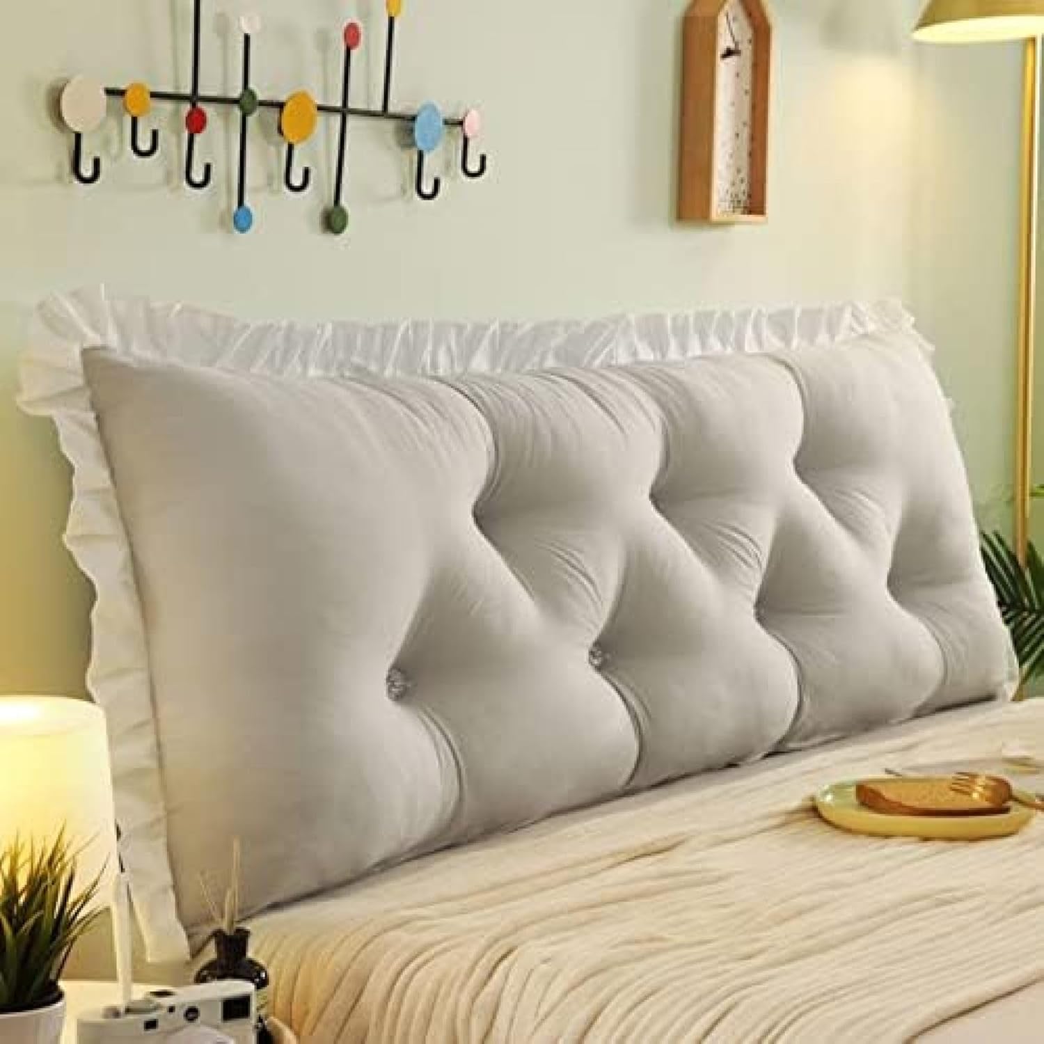 　　　 ◆◇◆売れている秘密◆◇◆ 【サイズ】100*50cm 120*50cm 150*50cm 180*50cm 200*50cm(長さ＊高さ)；【素材】モケット生地、PP綿。 【心地いい弾力】想像以上にまん丸で柔らかく、触り心地も滑らかで、抱きしめ心地が最高です。中材のPP綿はもちもち、抱っこしてスマホをいじるのにも、ソファで横になってまくらにするにもちょうど良いです。 【ご利用シーン】リラックスタイムや就寝時など、お家の中でずっと一緒に居たくなるようなかわいい抱き枕。安心を感じられる存在に。 愛くるしい表情?ふわふわ?もこもこであなたを癒してくれること間違いなしです。 【プレゼントで最高】お誕生日やクリスマスの贈り物に最適。お子様やお友達へのプレゼントとしてもお勧めです。もちろん自分へのプレゼントにも素晴らしいです。気持ちいいふわふわタッチなので、この抱き枕をプレゼント、贈り物に喜ばれることは間違いありません。 【対象者とシーン】学生、会社員、運転手、は長期コンピュータ、健康に問題のある人。ベッド、オフィスチェア、ソファ、その他の背もたれを支える場面など、あらゆる場面で使用できます。この枕は、、母の日、クリスマス、誕生日プレゼント、記念日、父の日など、ほとんどの機会やフェスティバルに適しています。 　　　◆◇◆注意事項◆◇◆ご覧のモニターの環境、撮影環境により実物と色味が異なって見える場合がございます。湿った状態で他のものと擦り合わせると色が移る恐れがあります。濃色品の洗濯時は、白色、淡色と分けて洗ってください。説明 -
