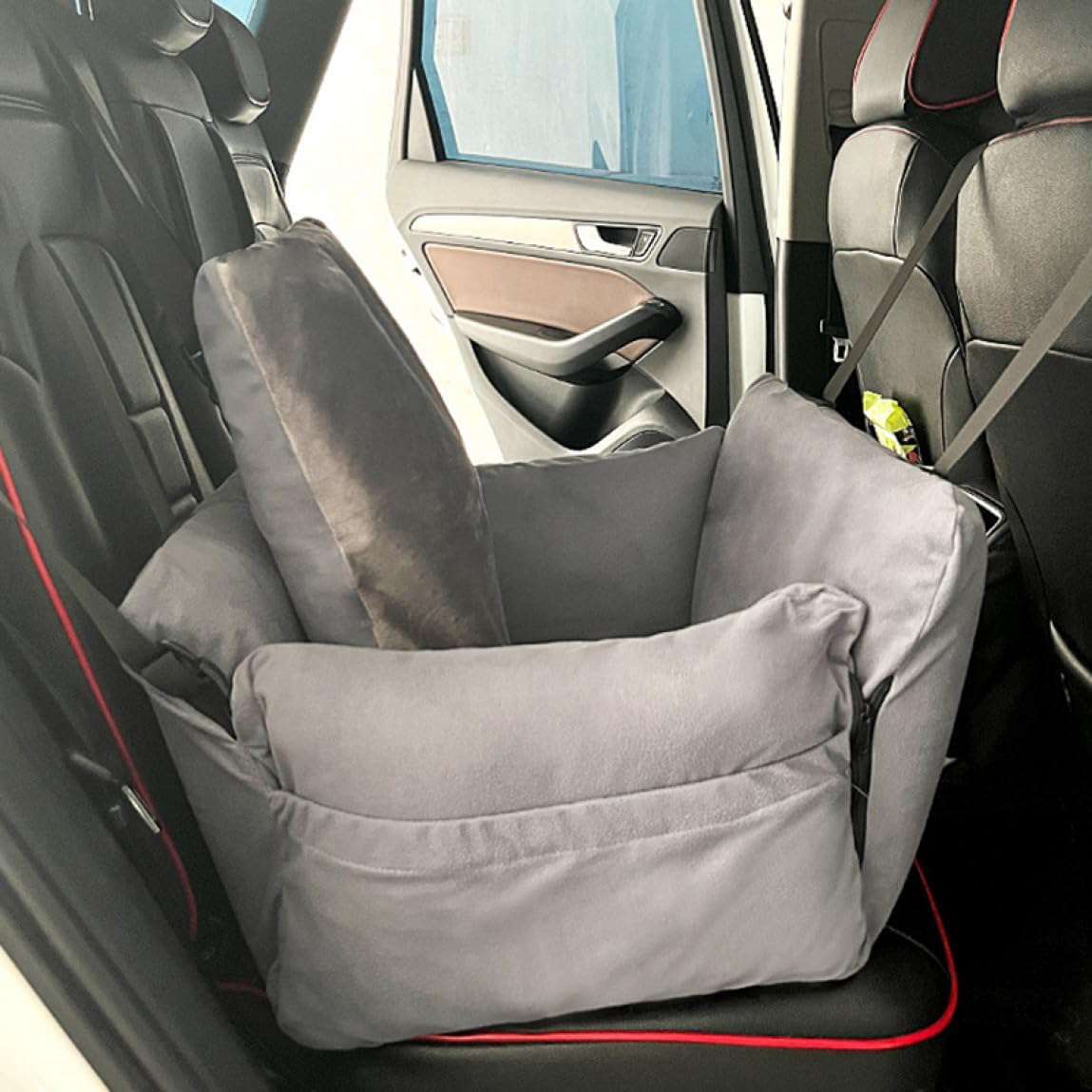 　　　 -------商品詳細------- ■ペットボックス、ペットベッドになる2WAY！車でのペット用ドライブベッドとして、お部屋ではカドラーとして使える便利な2WAYのペット用品です。猫ちゃん?ワンちゃんもくつろぎ時間を過ごせそう。 ■車での旅行やお出かけに固定ベルトは簡単に外せる軽量のトラベルキャリーなら、旅行先でのペット用ベッドとしてもそのまま使えてとっても便利！外出時の荷物が減らせます。 ■底部には防塵素材と滑り止めデザインを採用しており、転倒の予防策となっています。柔らかく暖かい、もちもちとした弾力のあるクッションで、まるで餅のようにしっかりと詰まったクッションです。 納期について、お支払い確定後在庫のある商品は通常7〜10営業日ほどでのお届けとなります。祝日になると出荷時間が少し遅くなります。ご理解をお願い致します。 ■オールシーズン使える！さらっとした手触りで春夏秋冬、季節を問わず快適に過ごせます。手動膨張式（エアバッグ+空気入れ）;パッケージに含まれるもの：2WAYドライブベッド*1(50*42*30cm); ■災害時のペットハウスにペットと一緒に避難できても避難所にペットサークルやクレートを持ち込むことは難しいことも。災害時の避難など防災用のカドラーとして、また車で過ごす際のペットハウス替わりに備えておくのもおすすめです。説明 一緒にドライブに行くのワンちゃんだけの特等席！ パッケージに含まれるもの： 手動膨張式（エアバッグ+空気入れ） 2WAYドライブベッド*1(50*42*30cm); ■ペットボックス、ペットベッドになる2WAY！ 車でのペット用ドライブベッドとして、お部屋ではカドラーとして使える便利な2WAYのペット用品です。 ■車での旅行やお出かけに 固定ベルトは簡単に外せる軽量のトラベルキャリーなら、旅行先でのペット用ベッドとしてもそのまま使えてとっても便利！ ■オールシーズン使える！ さらっとした手触りで春夏秋冬、季節を問わず快適に過ごせます。 ■災害時のペットハウスに 災害時の避難など防災用のカドラーとして、また車で過ごす際のペットハウス替わりに備えておくのもおすすめです。 ◆◆◆◆◆◆◆◆◆◆◆◆◆◆◆◆◆◆◆◆◆◆◆◆◆◆◆◆◆◆◆◆◆◆◆◆◆◆◆◆◆◆◆◆◆◆◆◆◆◆◆◆◆◆◆◆◆◆◆◆◆◆◆◆◆◆◆◆◆◆◆◆◆◆◆◆◆◆◆◆◆◆◆◆◆◆◆ 注意： ※本体のサイズはちょっと大きいので、商品は圧縮されてお送りいたします。 ※お使いのモニターによっては、実際の色と若干異なって見える場合があります。 ※実寸は素人採寸ですので、多少の誤差はご了承願います。 ※ 製造時期によりデザインや仕様に若干の変更がある場合がございます。ご了承ください。 ※この商品は当店実店舗でも販売しております。在庫数の更新は随時行っておりますが、 1、お買い上げいただいた商品が、品切れになってしまうこともございます。 2、その場合、お客様には必ず連絡をいたしますが、万が一入荷予定がない場合は、 3、キャンセルさせていただく場合もございますことをあらかじめご了承ください。 ◆◆◆◆◆◆◆◆◆◆◆◆◆◆◆◆◆◆◆◆◆◆◆◆◆◆◆◆◆◆◆◆◆◆◆◆◆◆◆◆◆◆◆◆◆◆◆◆◆◆◆◆◆◆◆◆◆◆◆◆◆◆◆◆◆◆◆◆◆◆◆◆◆◆◆◆◆◆◆◆◆◆◆◆◆◆◆ 安全面注意事項： ※車への装着時は必ずシートベルトに装着して使用してください。 ※首輪は急ブレーキの際に首に負担がかかりますので、ハーネスのご使用をおすすめいたします。 製品のお手入れの仕方： ※部分的に汚れた場合は、タオルなどを固く絞り汚れた箇所を叩くように拭き取ってください。 ※全体的に汚れた場合は、手洗いにてお洗濯してください。