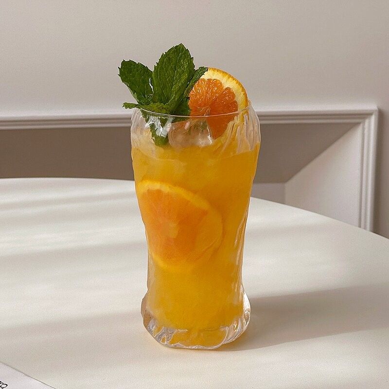 グラス コップ おしゃれ 大容量 タンブラー 凹凸 ガラスコップ ビールグラス レトロ カフェ風 北欧風 ジュースカップ ハイボール 焼酎 ウイスキー お茶 ジュース デザートカップ 食洗機対応 プレ