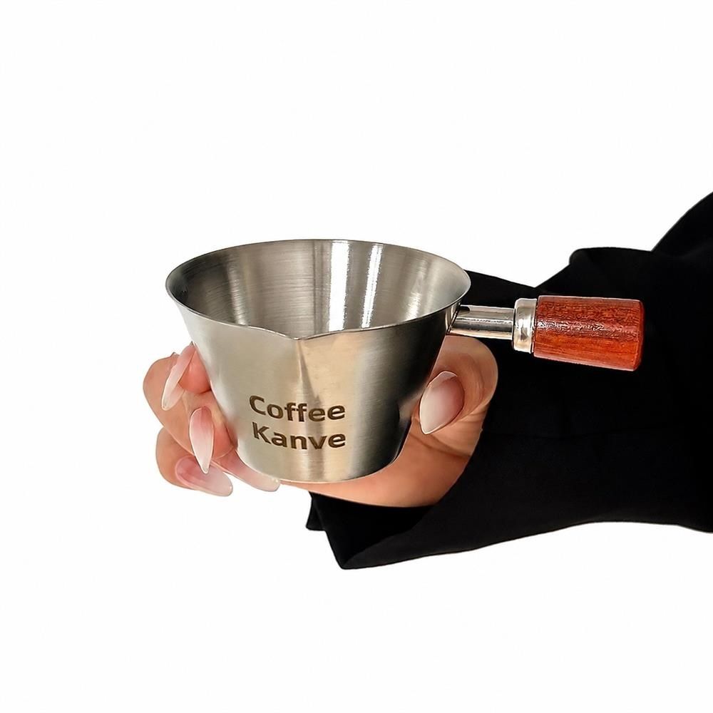 エスプレッソ ショットグラス 100ml ステンレス製 天然木ハンドル 目盛り付き コーヒー 抽出カップ ミルクピッチャー 注ぎ口付き 耐熱 おしゃれ ミニ 計量カップ カフェ用品