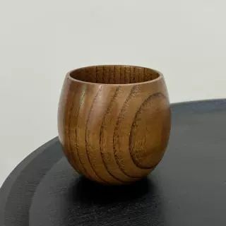 木製コップ ぽってり丸いたまご型 木製マグカップ 天然木 湯呑み コップ おしゃれ 酒器 ビアカップ コーヒーカップ ティーカップ 割れない 耐熱 断熱 キャンプ アウトドア