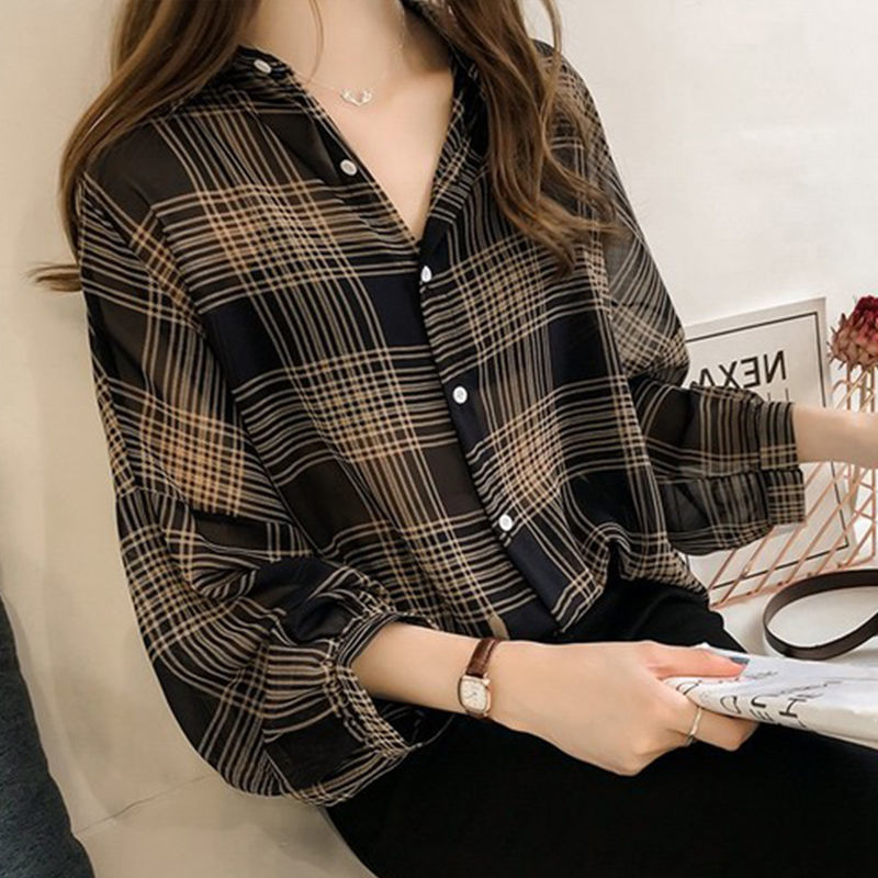 Rakuten - チェックシャツ レディース 長袖 ブラウス ゆったり 襟付き 格子柄 シャツ トップス ファッション カジュアル 薄手 日焼け防止 冷房対策 春 夏 秋 羽織り さらさら 大きいサイズ 通勤 学生 き