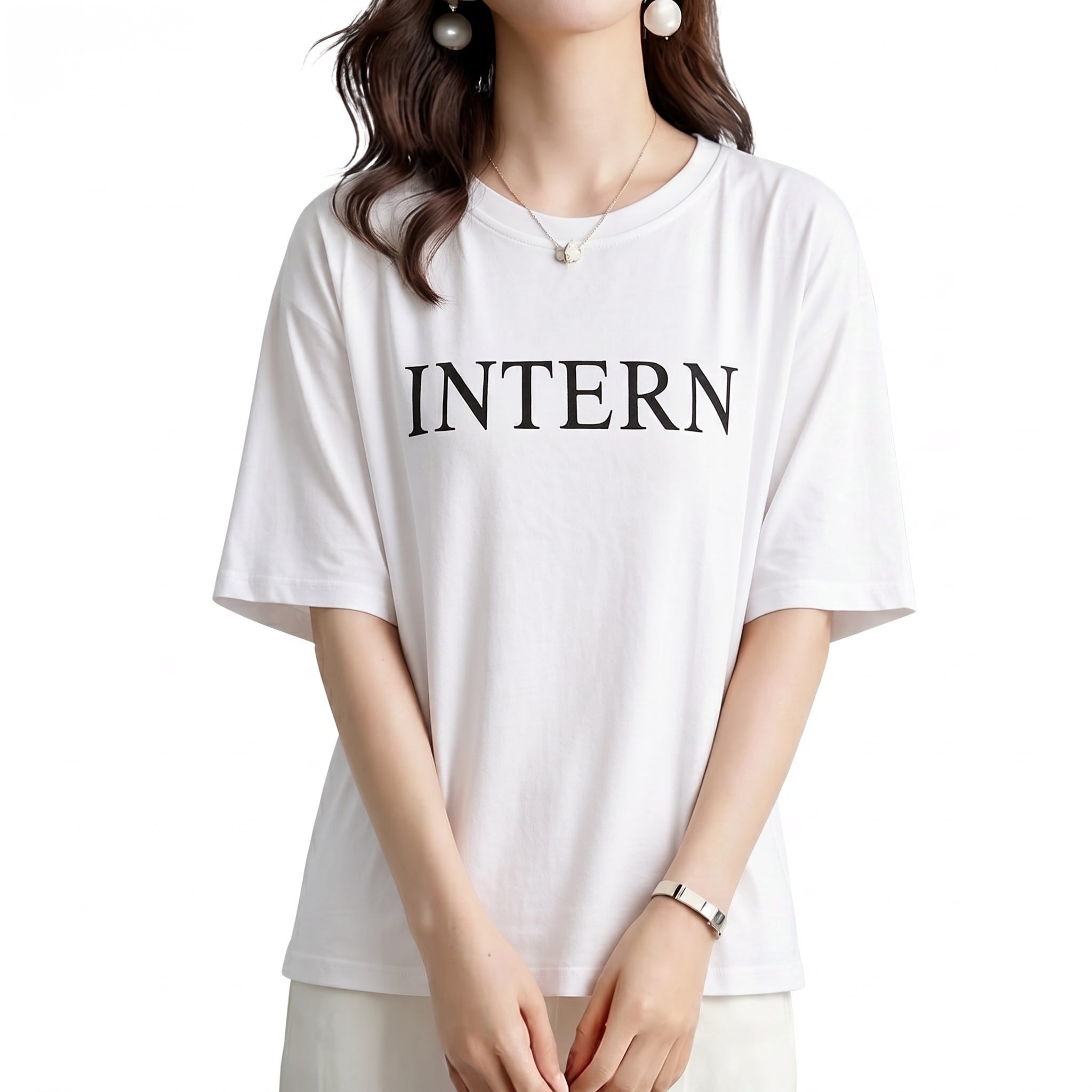 Rakuten - 【ロゴTシャツ】 Tシャツ レディース 半袖 トップス オーバーサイズ ビッグシルエット 英字プリント カットソー 5分袖 ドロップショルダー クルーネック ゆったり 大きいサイズ 体型カバー 二の腕カバー 着痩せ 涼しい 透けにくい カジュアル 部屋着 春 夏