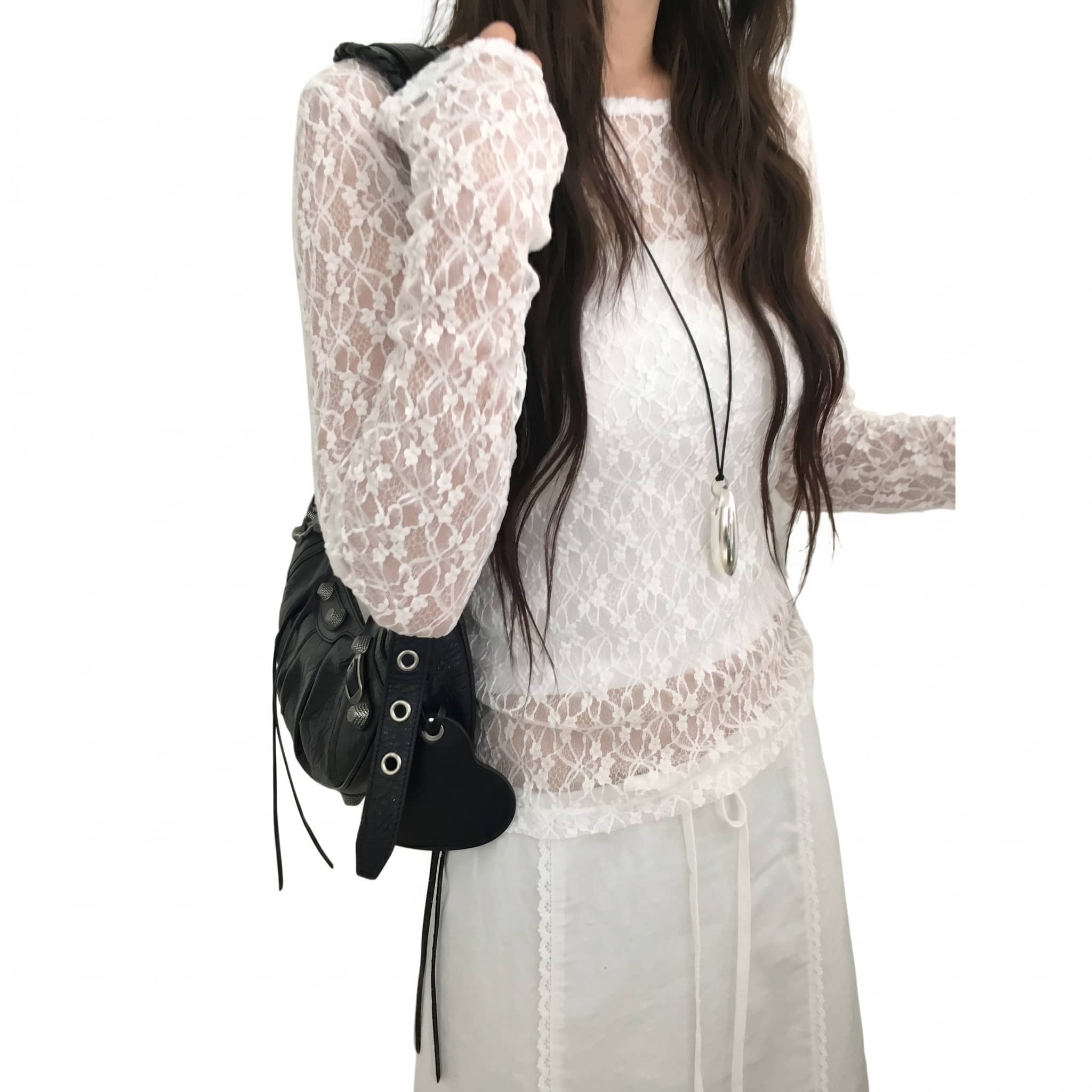 Rakuten - 【レイヤードに最適】レース トップス シアー 長袖 レディース インナー 花柄 総レース カットソー シアートップス 透け感 クルーネック 丸首 伸縮性 ストレッチ スリム 華奢見え 着痩せ 重ね着 シースルー ブラウス プルオーバー Y2K 韓国ファッション 大人可愛い