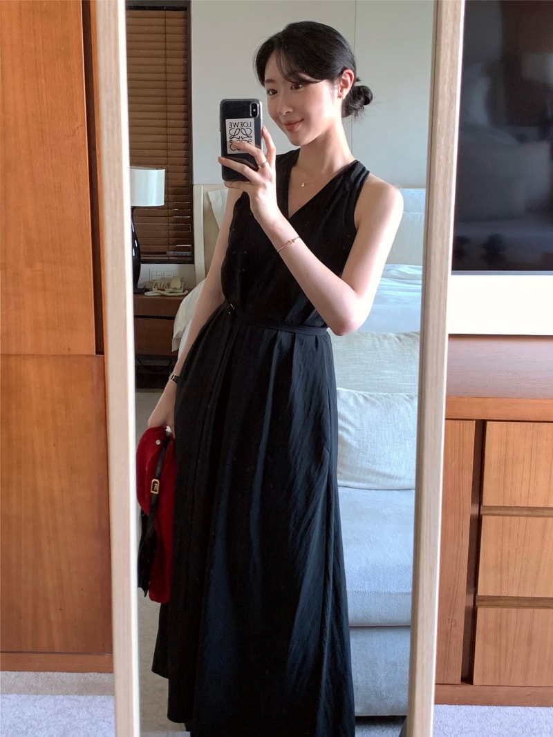乐天商城 - ワンピース レディース ロング ノースリーブ Vネック バックシャン きれいめ 上品 Aライン ウエストマーク 披露宴 お呼ばれ リゾート 夏 ブラック