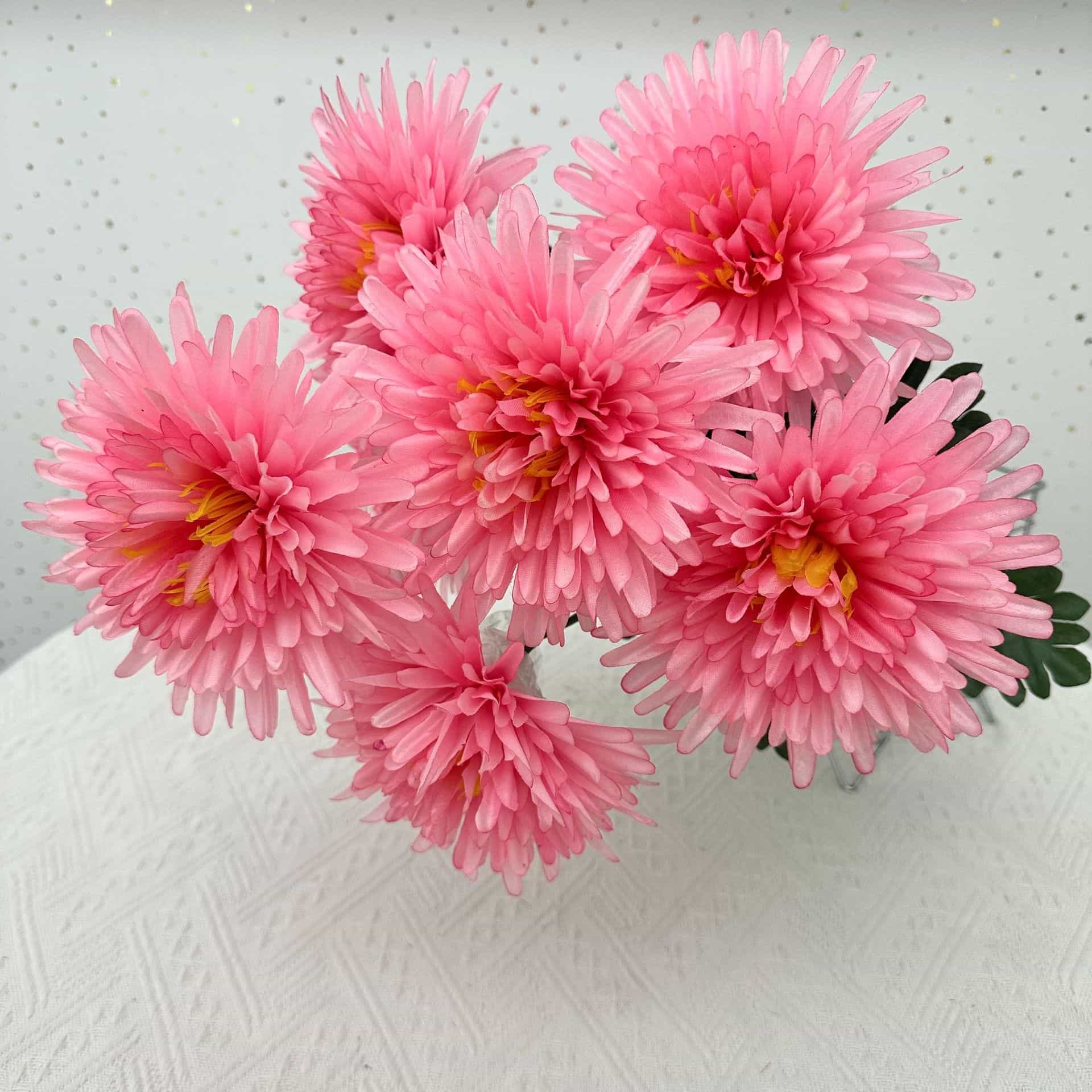 Rakuten - 造花 菊 大輪 インテリアフラワー フェイクグリーン 枯れない花 シルクフラワー 観葉植物 飾り 撮影小物 部屋 置物 装飾 玄関 リビング ベランダ お供え 仏壇用 墓参り 法事 葬式 仏事 お祝い