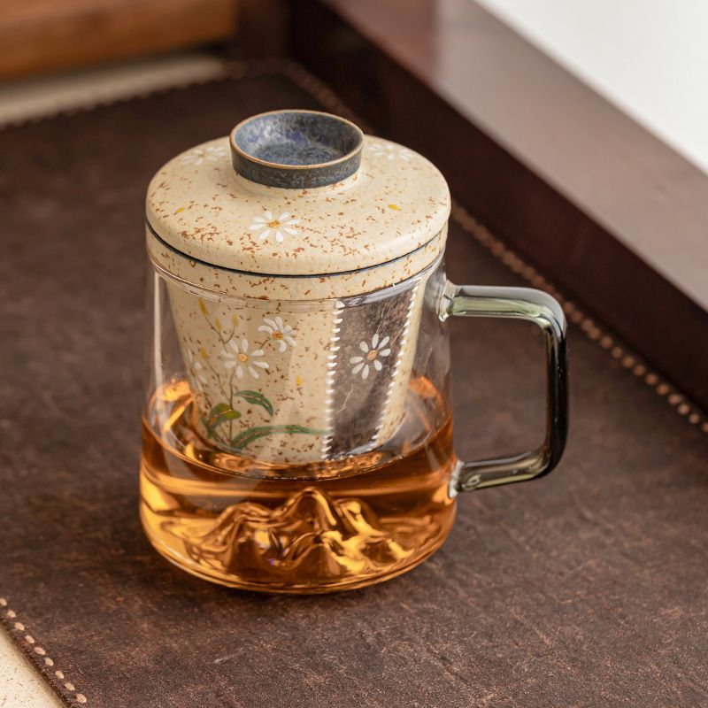 【富士山デザイン】ガラスマグカップ 茶こし付き 蓋付き 耐熱ガラス ティーカップ マグカップ コップ 手描き 花柄 陶器 フィルター 蓋付 茶漉し ポット不要 一人用 紅茶 緑茶 中国茶 持ち手付 かわいい おしゃれ オフィス テレワーク ギフト comsys-r-10048244 Nartooston サンプル画像3