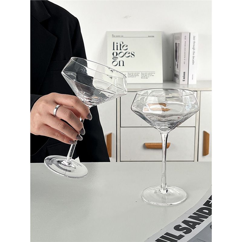 【ダイヤカット】カクテルグラス シャンパングラス 脚付きグラス 260ml ステムグラ...