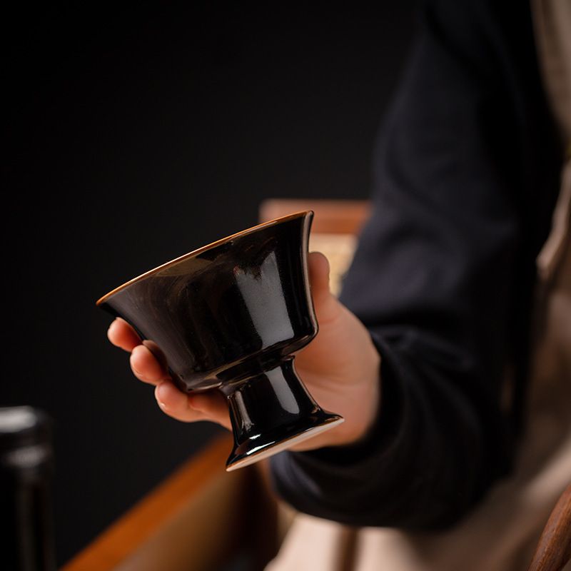 Rakuten - 【和モダン】デザートカップ 脚付き 高台 小鉢 陶器 磁器 アイスボウル プリンカップ ぐい呑み お猪口 酒器 盃 珍味入れ 副菜鉢 豆皿 鉢 食器 器 和食器 洋食器 レトロ アンティーク風 ヴィンテージ風 シック お洒落 おもてなし パーティー 晩酌 おうちカフェ 飲食店