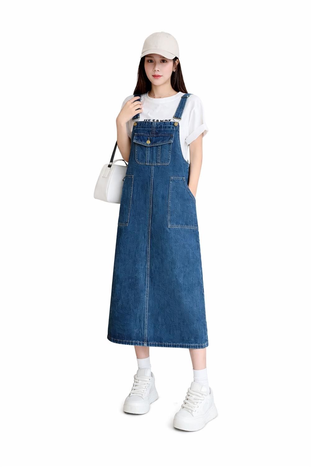 乐天商城 - 【大人カジュアル】デニムサロペットスカート ジャンパースカート レディース ジャンスカ デニムワンピース ワンピース マキシ丈 肩紐調整 ポケット付 体型カバー 着痩せ 細見え 楽ちん ゆったり 重ね着 レイヤード ママコーデ 春 秋 オールシーズン