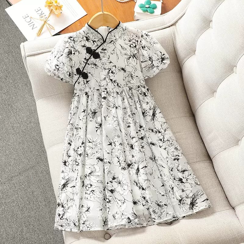 Rakuten - チャイナドレス 女の子 ワンピース 子供服 チャイナ風 半袖 パフスリーブ キッズ 発表会 お出かけ 夏服 かわいい おしゃれ 上品 膝丈 Aライン 涼しい 快適 ガールズ 普段着 お呼ばれ 清楚 伝