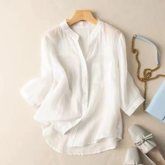 Rakuten - ブラウス レディース オフィスカジュアル 夏服 春物 スタンドカラー Vネック 半袖 七分袖 トップス ミドルスリーブ ボタンダウン ポケット付き シャリ感 シンプル 透け感 大人 カジュアル 涼しい