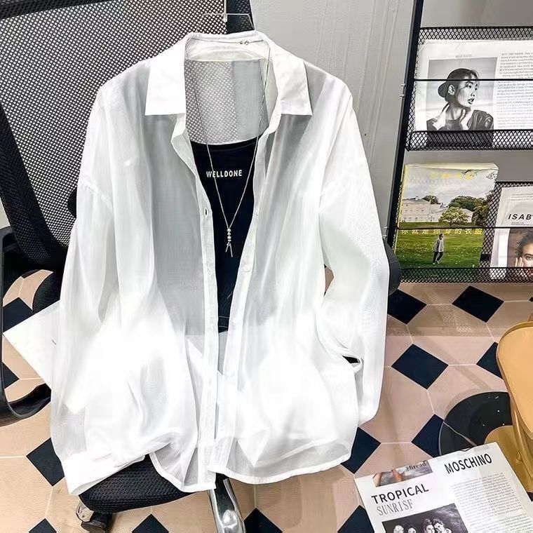 Rakuten - シアーシャツ レディース ブラウス 長袖 透け感 軽い ゆったり UVカット 上品 通勤 日焼け止め 春 夏 秋 お洒落 シアートップス 冷房対策 紫外線対策 羽織り 襟付き カジュアル 無地 体型カ