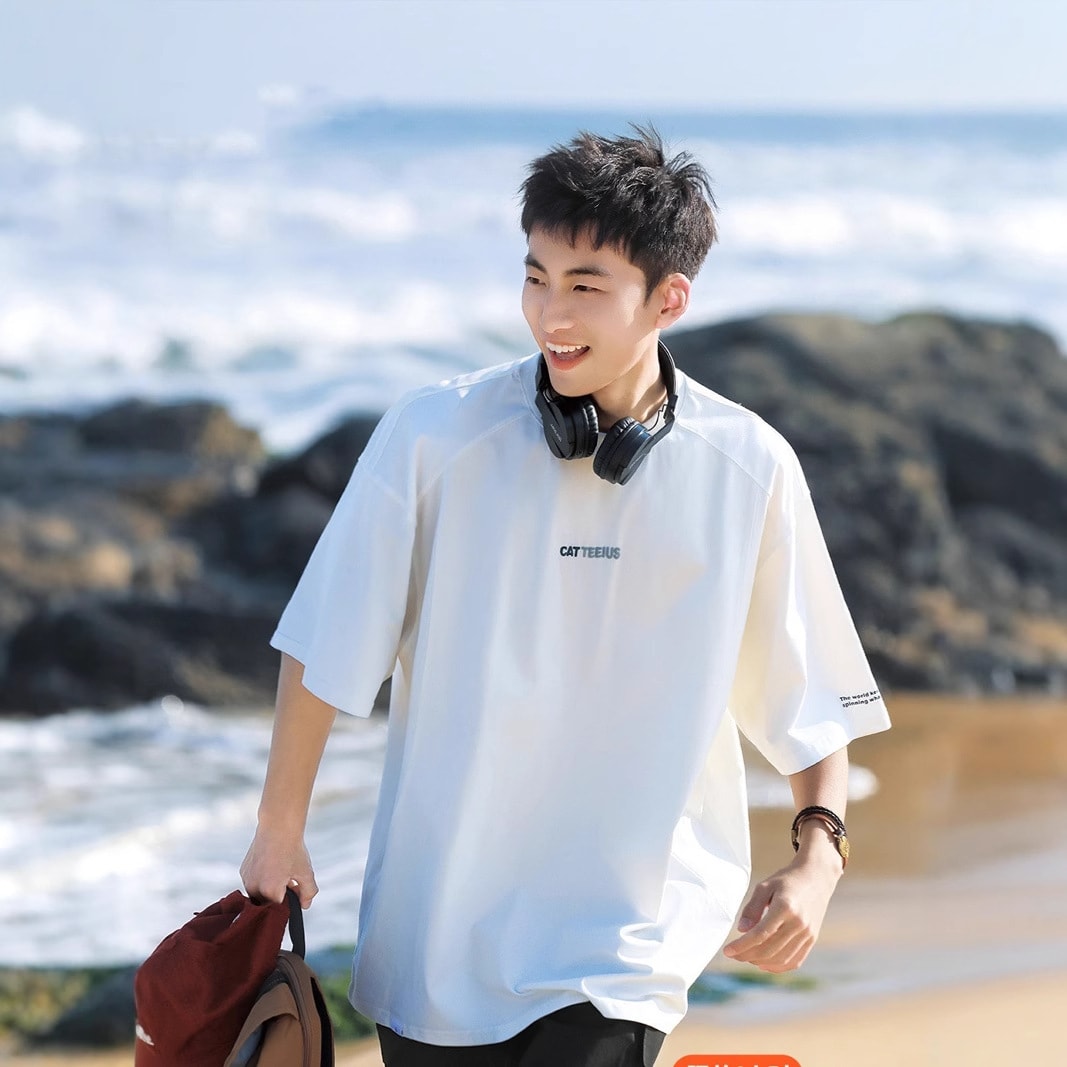 乐天商城 - 【肉厚 丈夫】Tシャツ メンズ 半袖 厚手 ヘビーウェイト カットソー ビッグシルエット オーバーサイズ ロゴ クルーネック ラグランスリーブ 五分袖 ワンポイント 綿 涼しい 吸汗速乾 透けない カジュアル ストリート 韓国 ファッション 大きいサイズ 体型カバー 春 夏